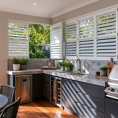 White hinged aluminium outdoor shutters